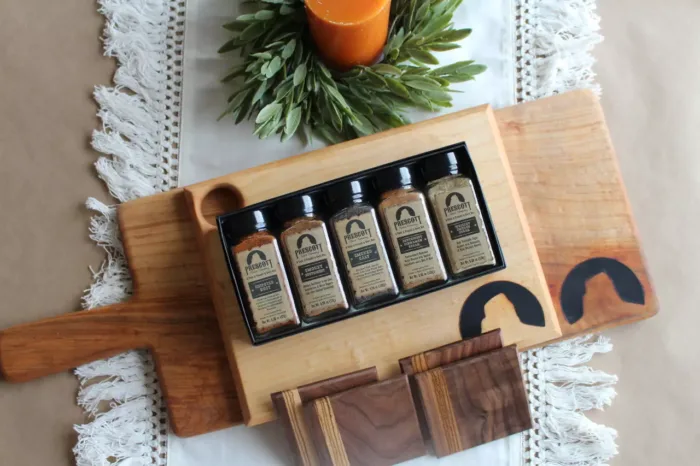 The Grand Deluxe Gift Set - Image 2