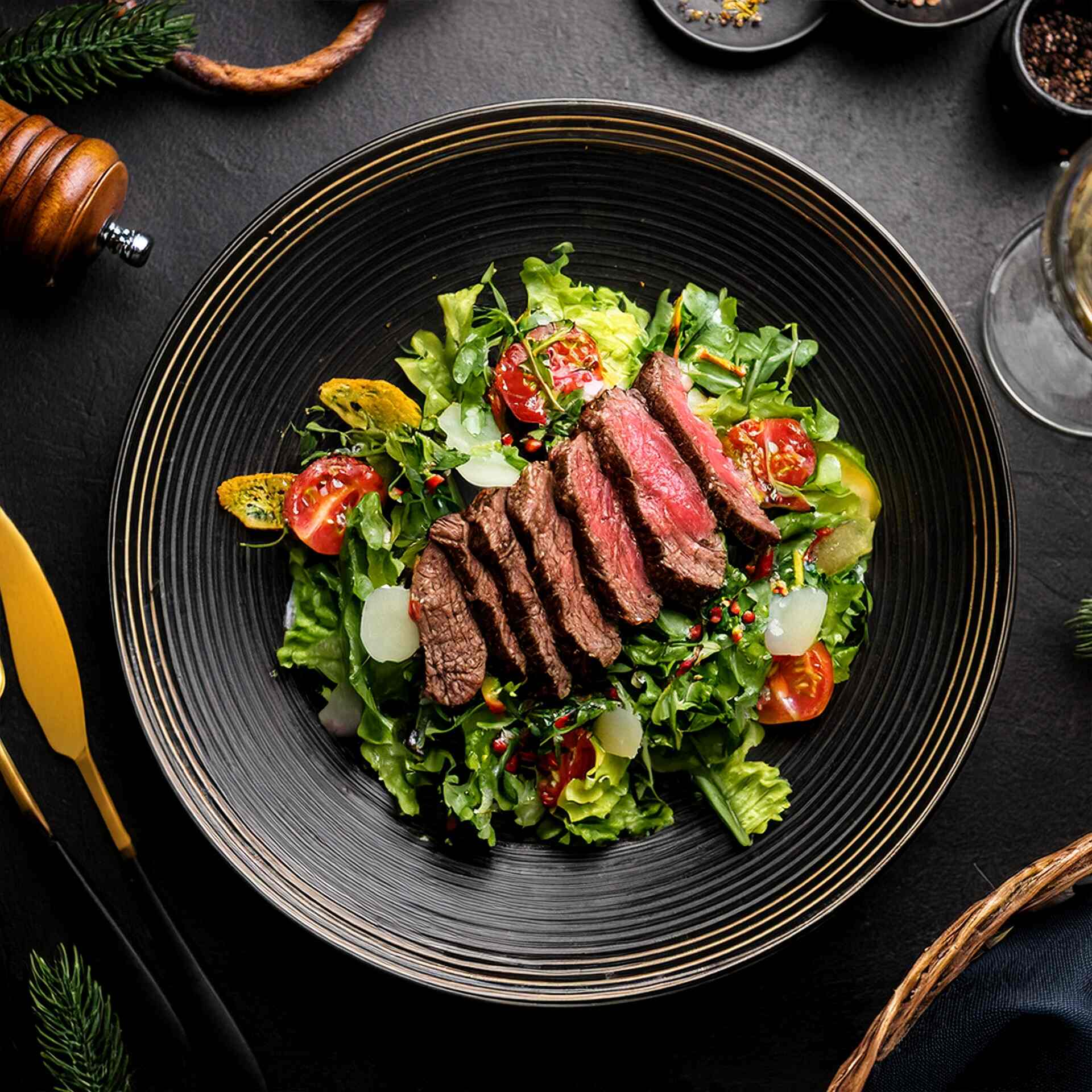 Chipotle Dust Steak Salad